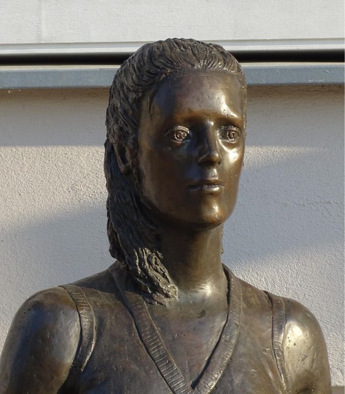 Скульптура «Крестьянки»