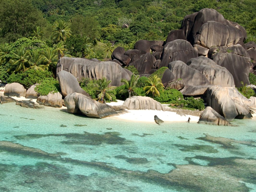 Пляж Анс Сурс д'Арджент