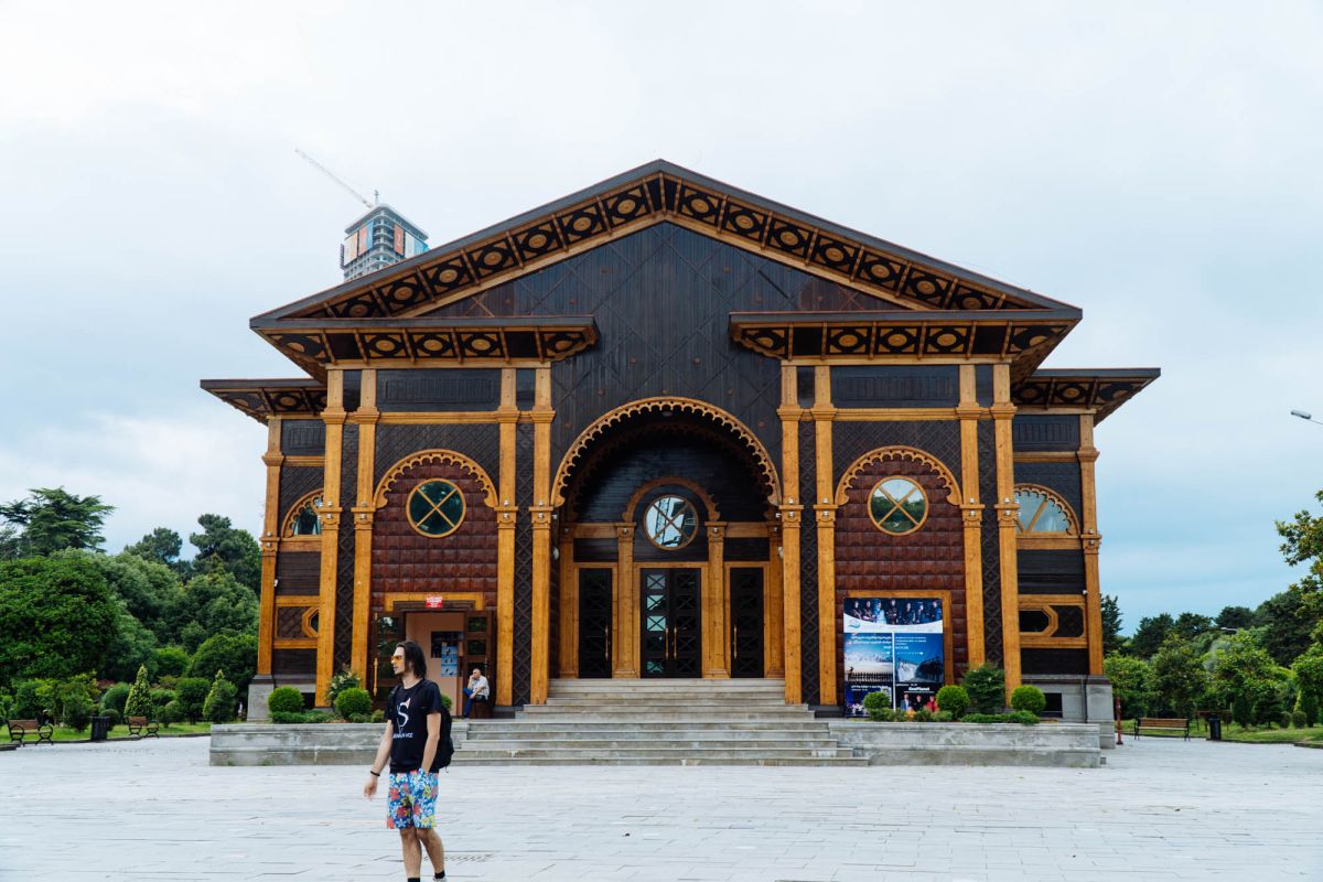 Летний театр в Батуми