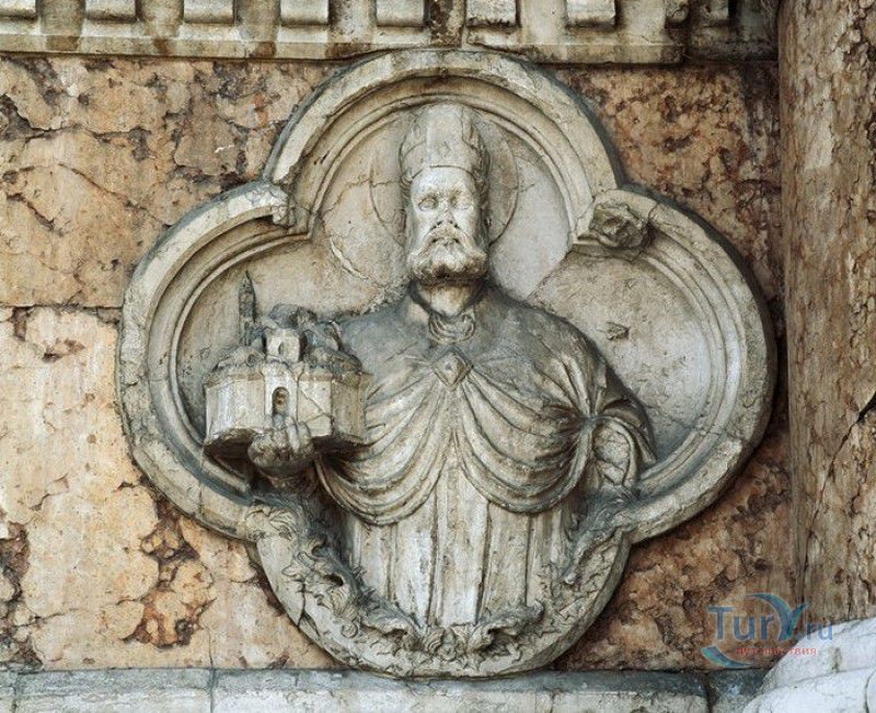 Базилика Сан-Петронио