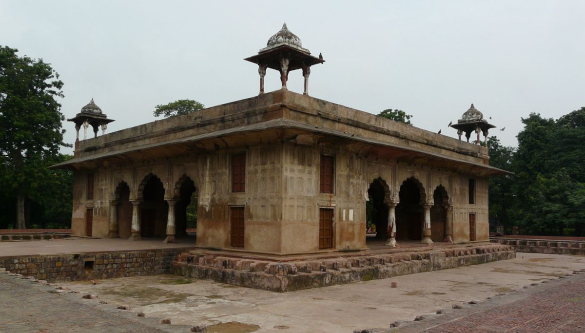 Гробница Принцессы Рошанары Бегум