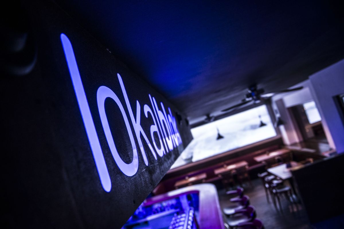 Болдеринговая стенка Lokal Blok