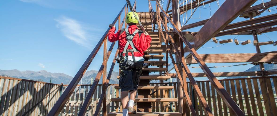 Канатный городок Airtrekk в Натурланд