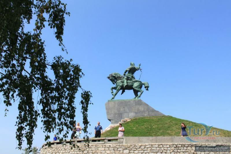 Памятник Салавату Юлаеву