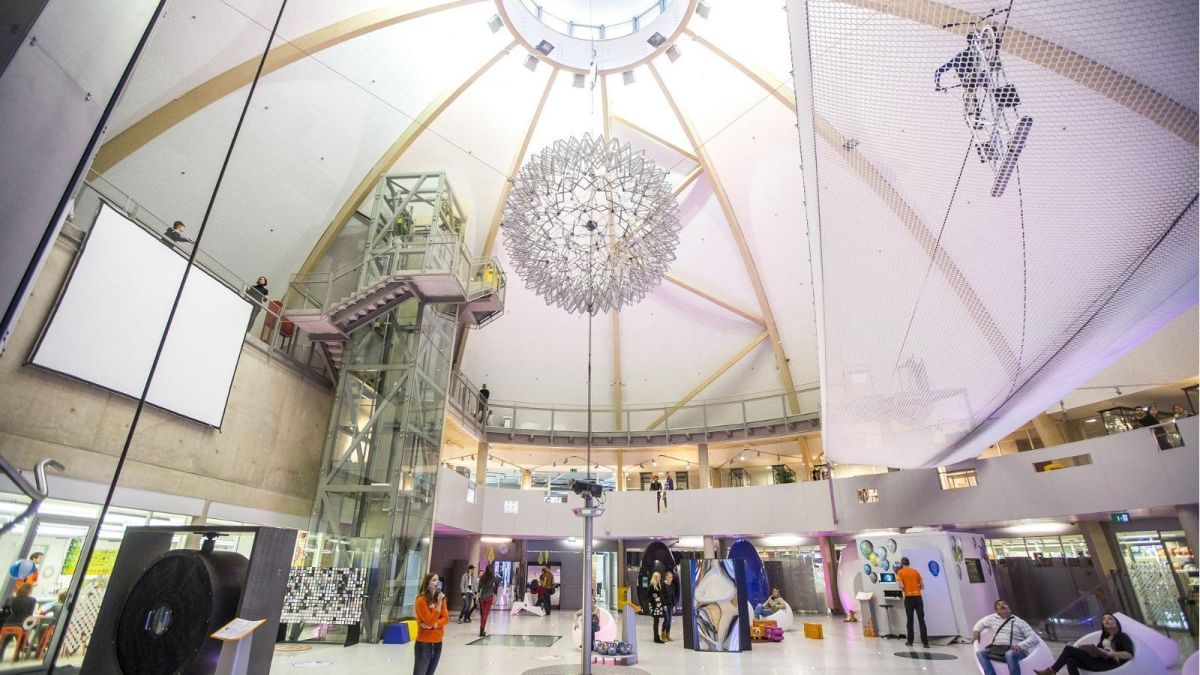 Центр науки AHHAA