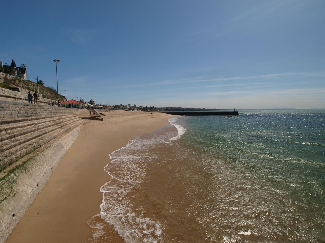 Пляж «Прайя-даж-Мойташ»