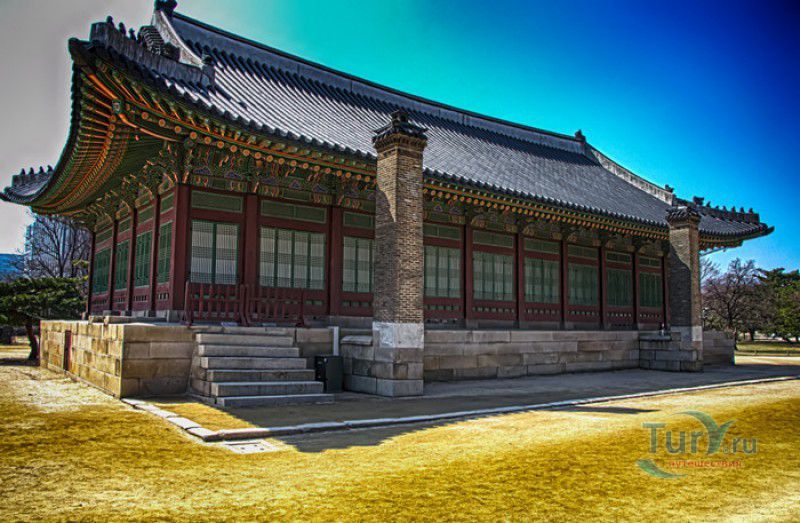 Дворец Кёнбоккун (Дворец Кёнбок)