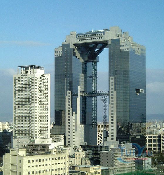 Здание Умеда Скай