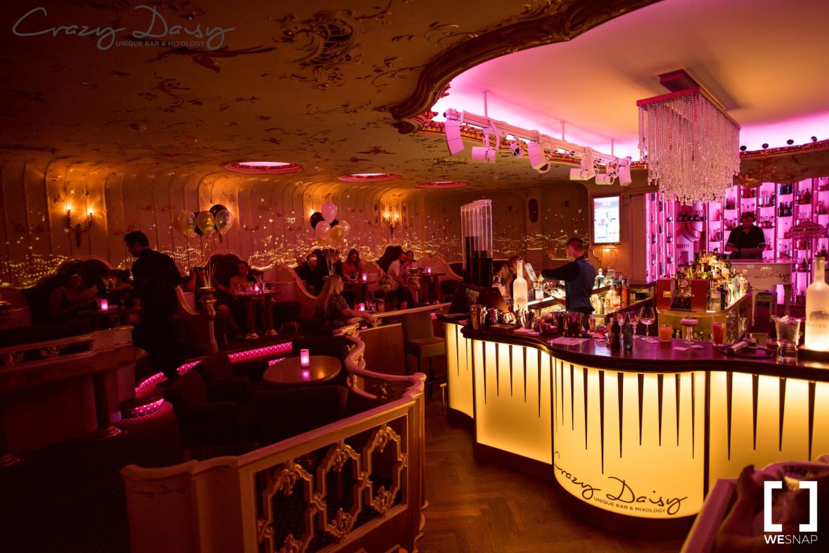 Коктейльный бар Crazy Daisy