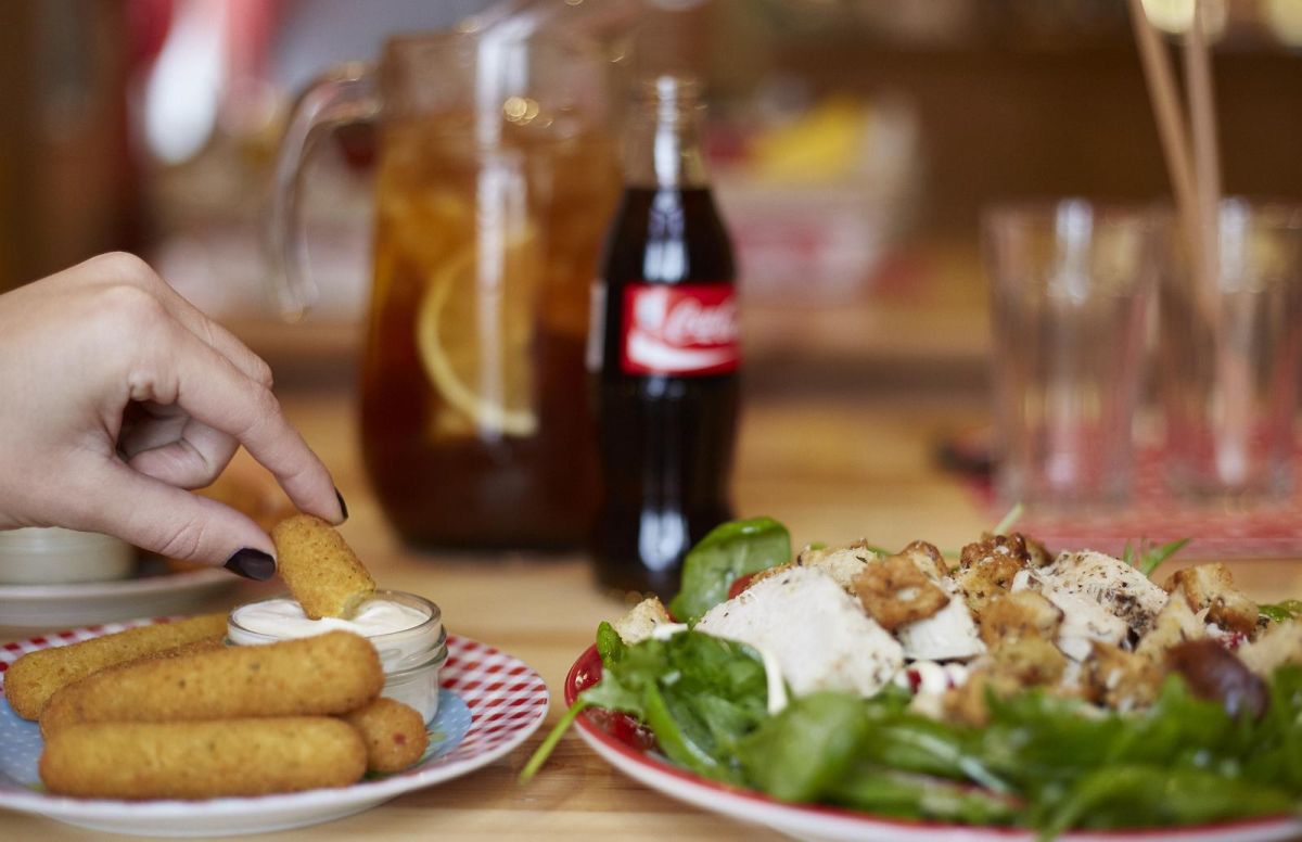 Ресторан/кафе Poisi Eine