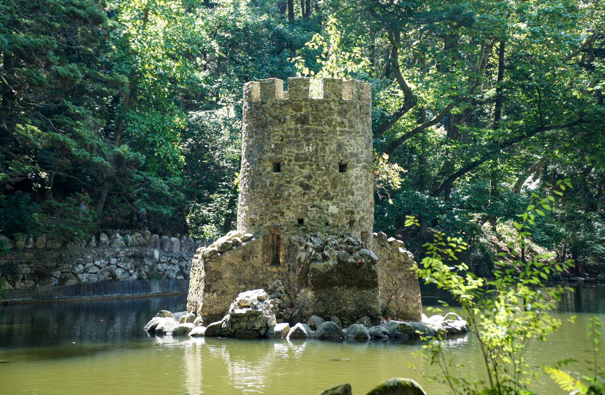 Мавританский Замок (Замок мавров)