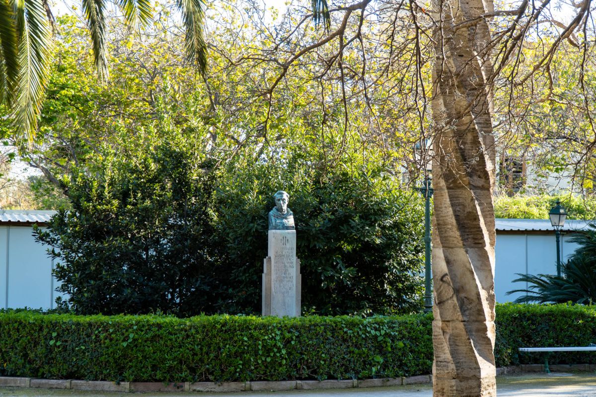 Сады дель Реал / Виверс