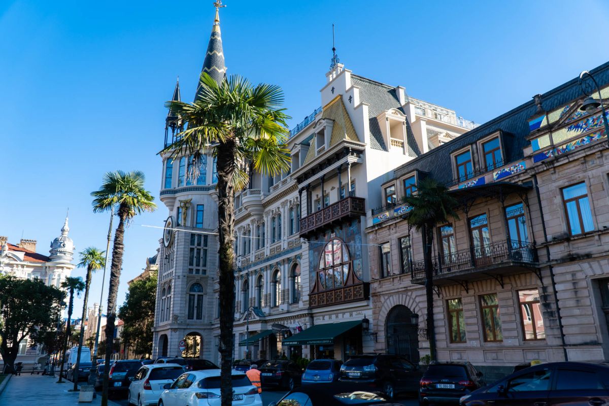 Здание почты Батуми