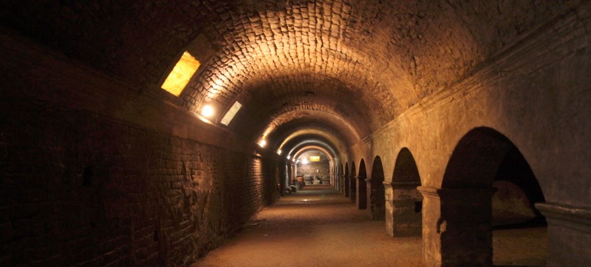 Криптопортики Римского Форума Арля