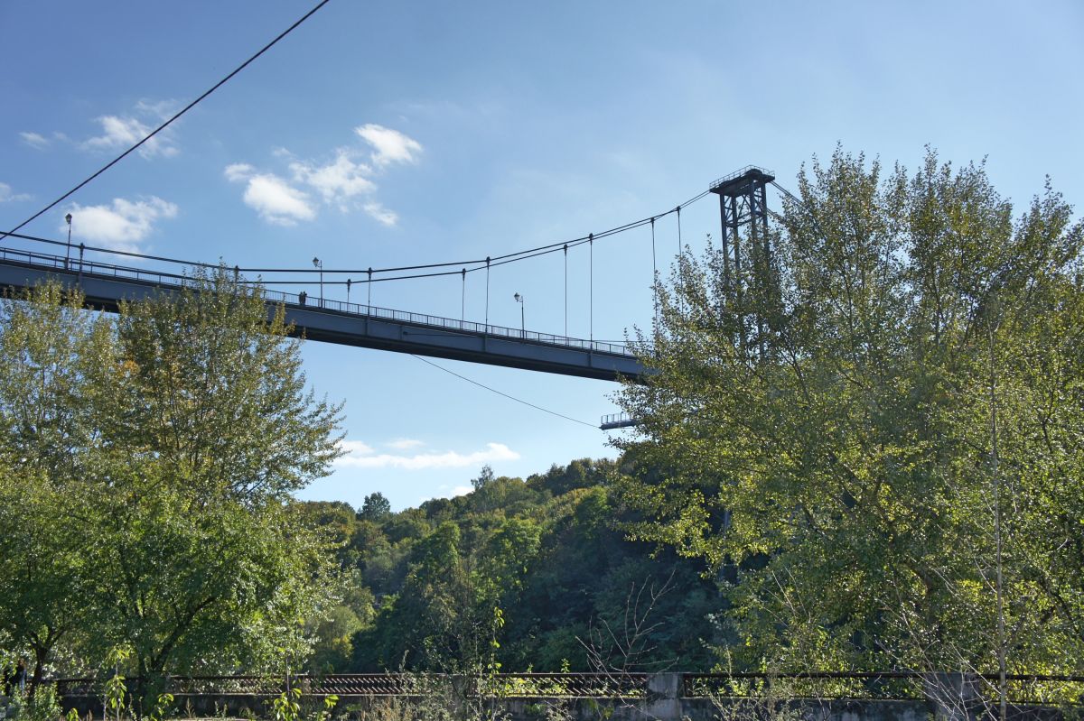 Пешеходный подвесной мост через Тетерев