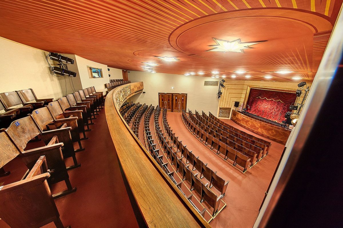 Национальный театр марионеток