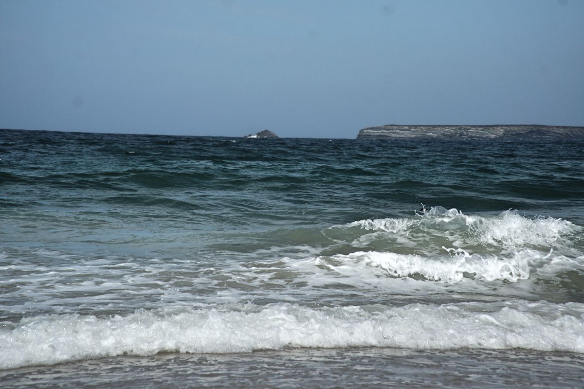 Пляж «Прайя-да-Кова-ди-Алфарроба»