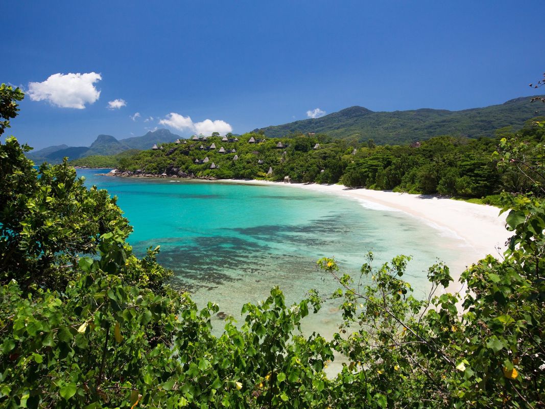 Пляж Анс Луи