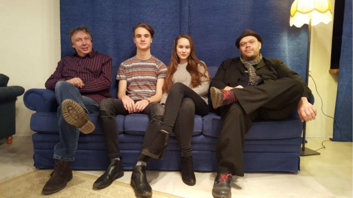 Buena Vista Sofa Club