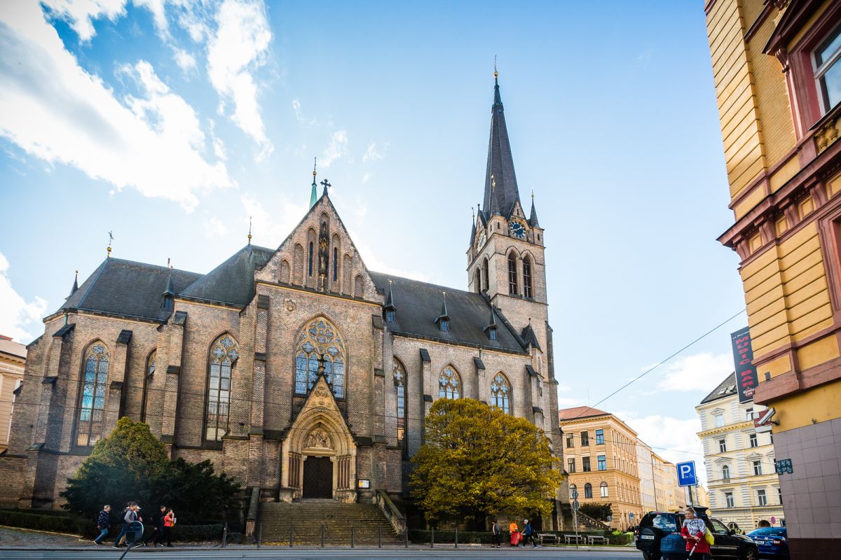 Площадь Сладковского