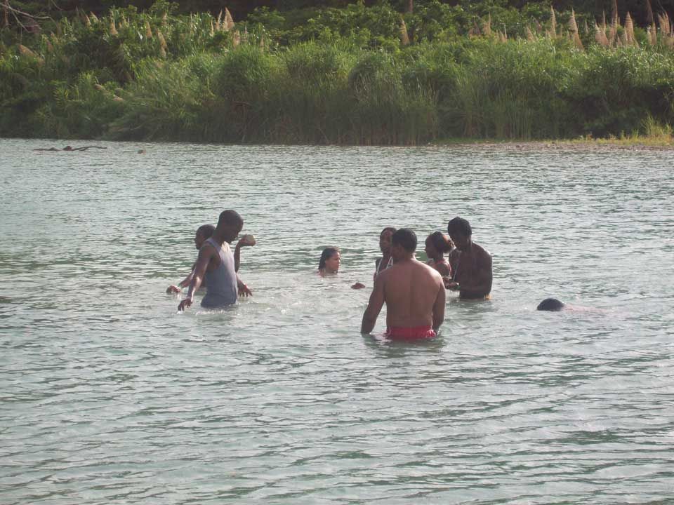 Деревня Рио-Нуэво