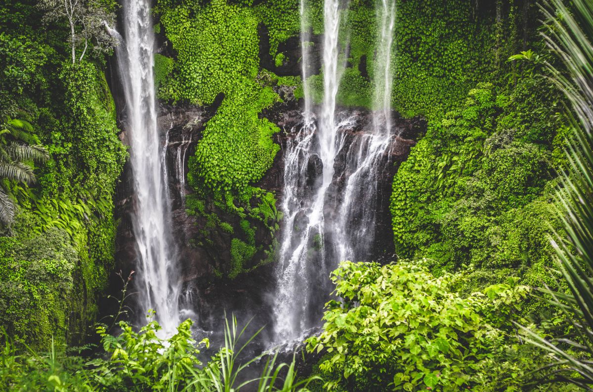Водопад Секумпул