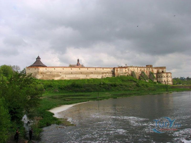 Меджибожский замок