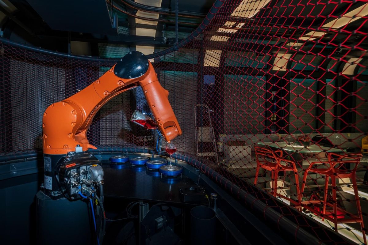 Роботизированный ресторан CyberDog