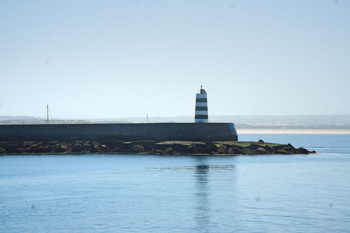 Маяк Пениши на восточном пирсе