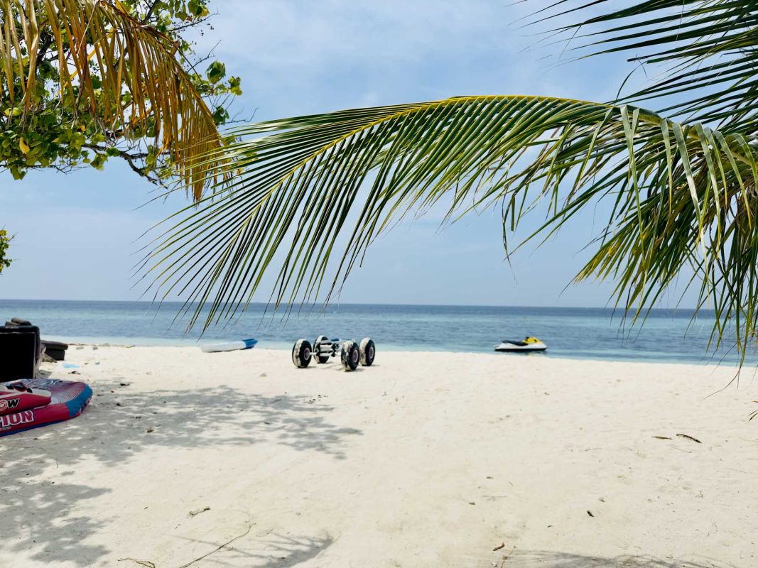 Северо-западный пляж Маафуши (пляж водных видов спорта)