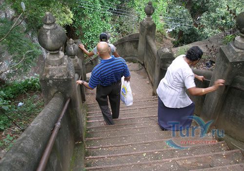 Храм Мулгиригала