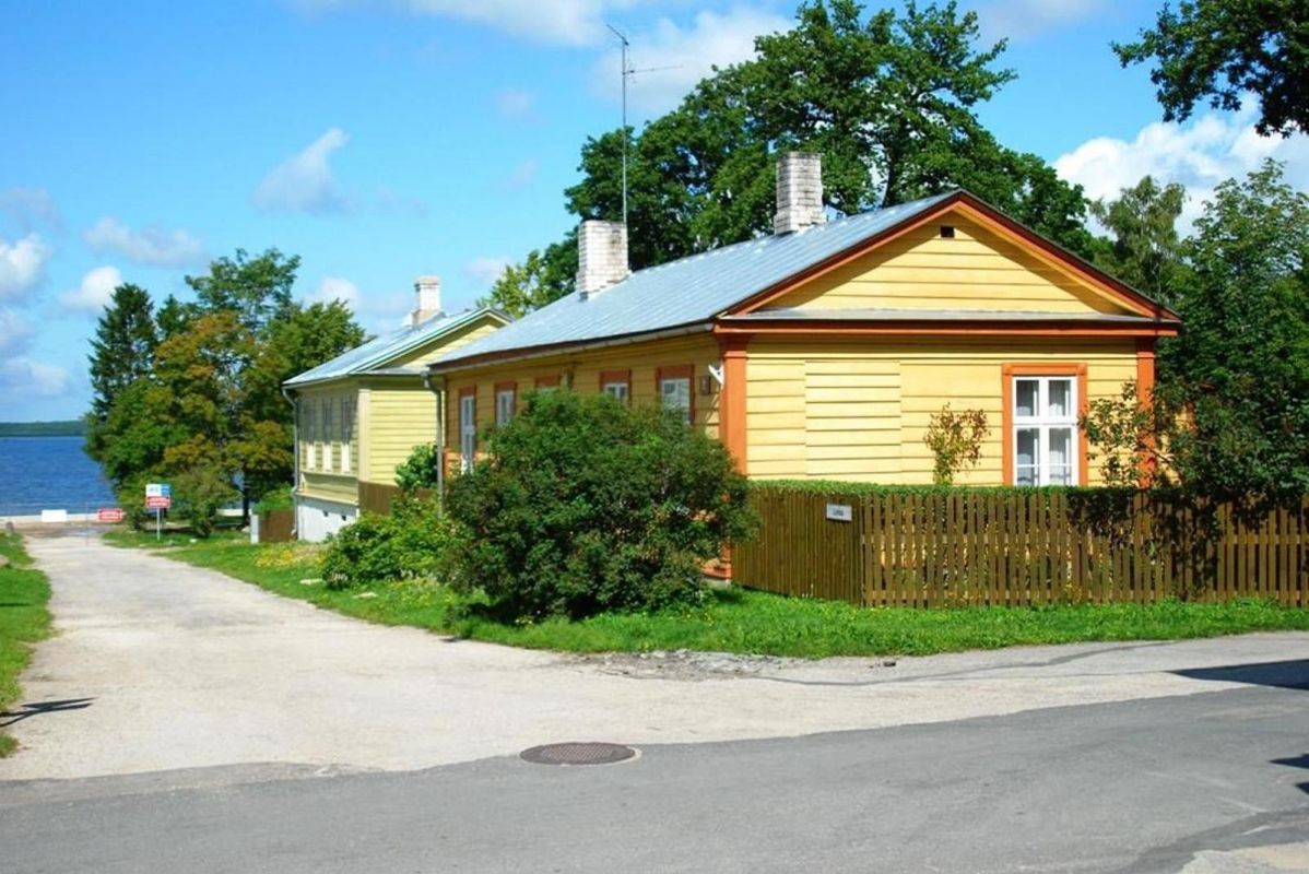 Отчий дом Илон Викланд