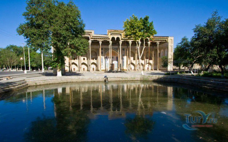 Мечеть Боло-Хауз