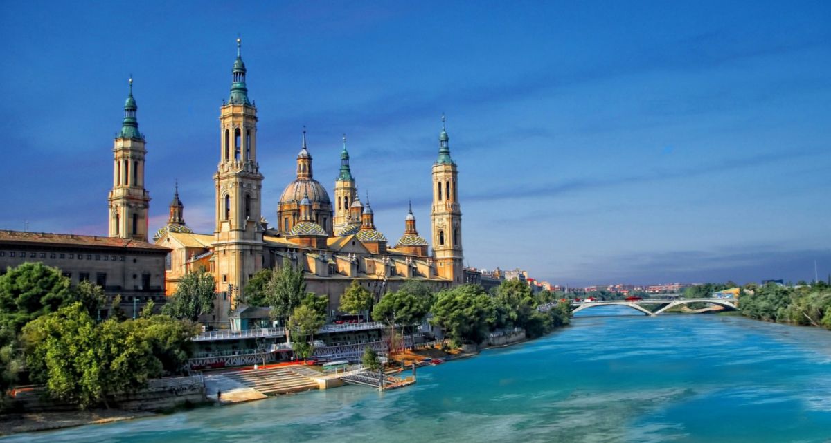 Базилика-де-Нуэстра-Сеньора-дель-Пилар