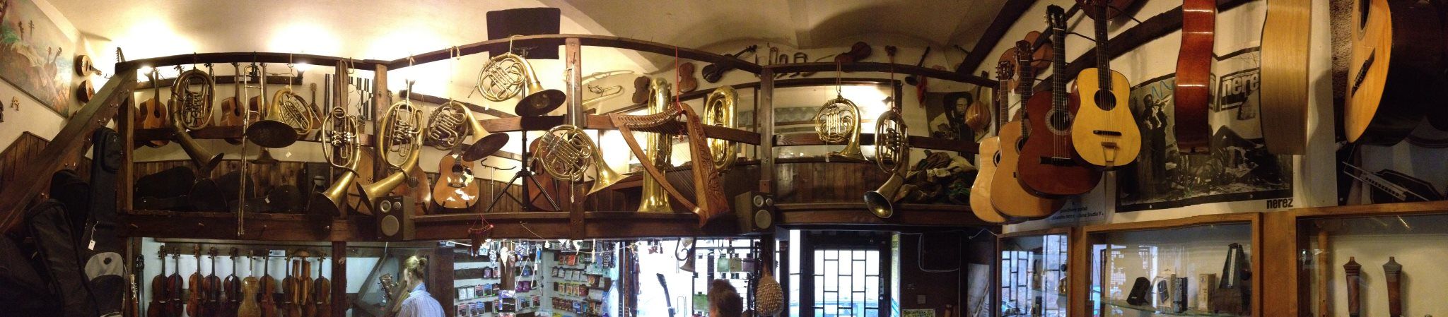 Музыкальные инструменты Radek Bubrle