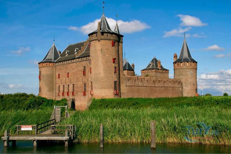 Замок Мёйдерслот