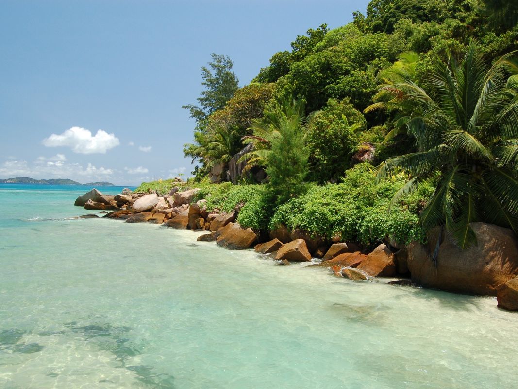 Остров Раунд (Праслен)