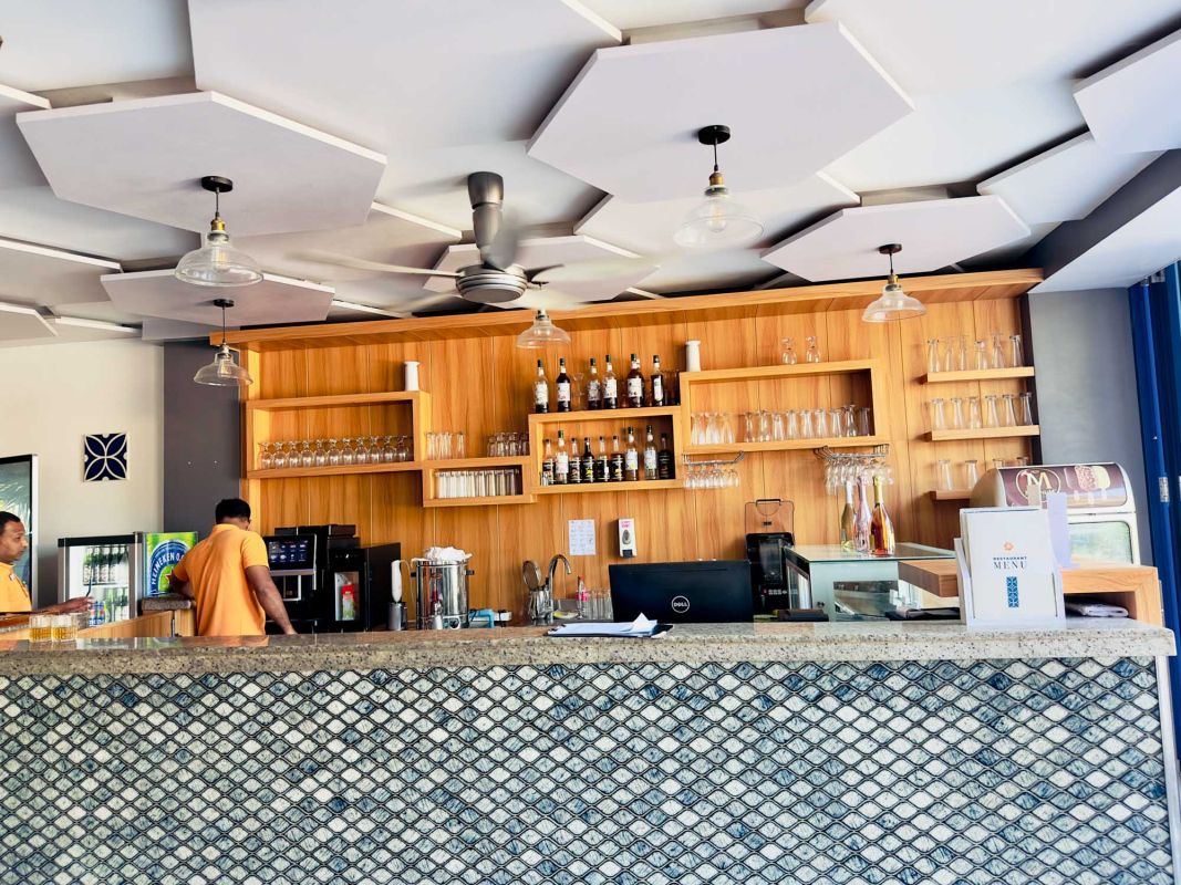 Kaani Palm Beach Restaurant