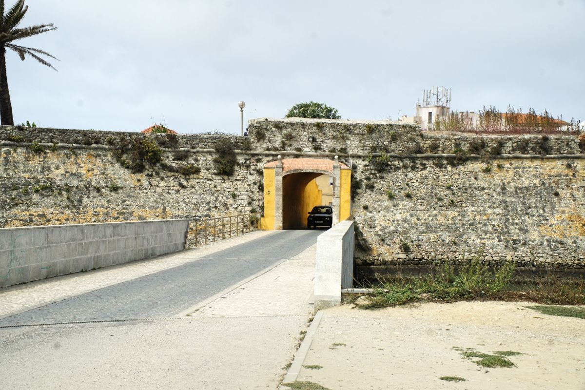 Стены старой гавани