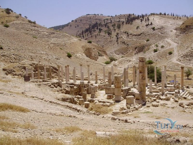 Руины города Пелла