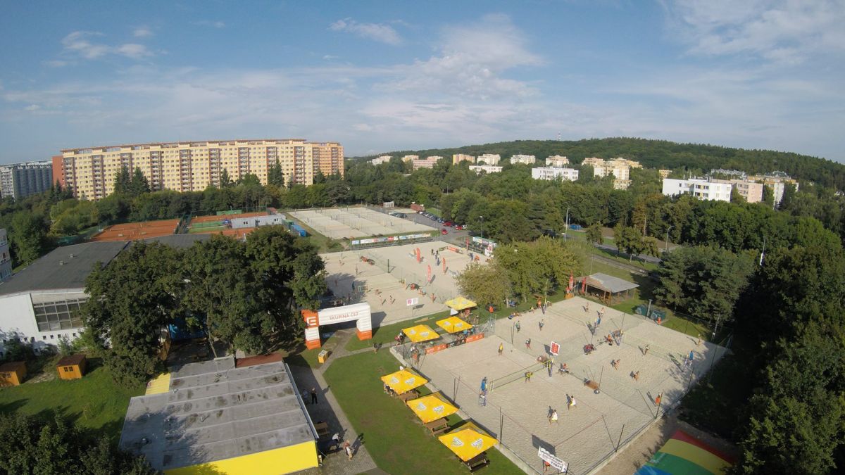 Пляжный клуб Ládví