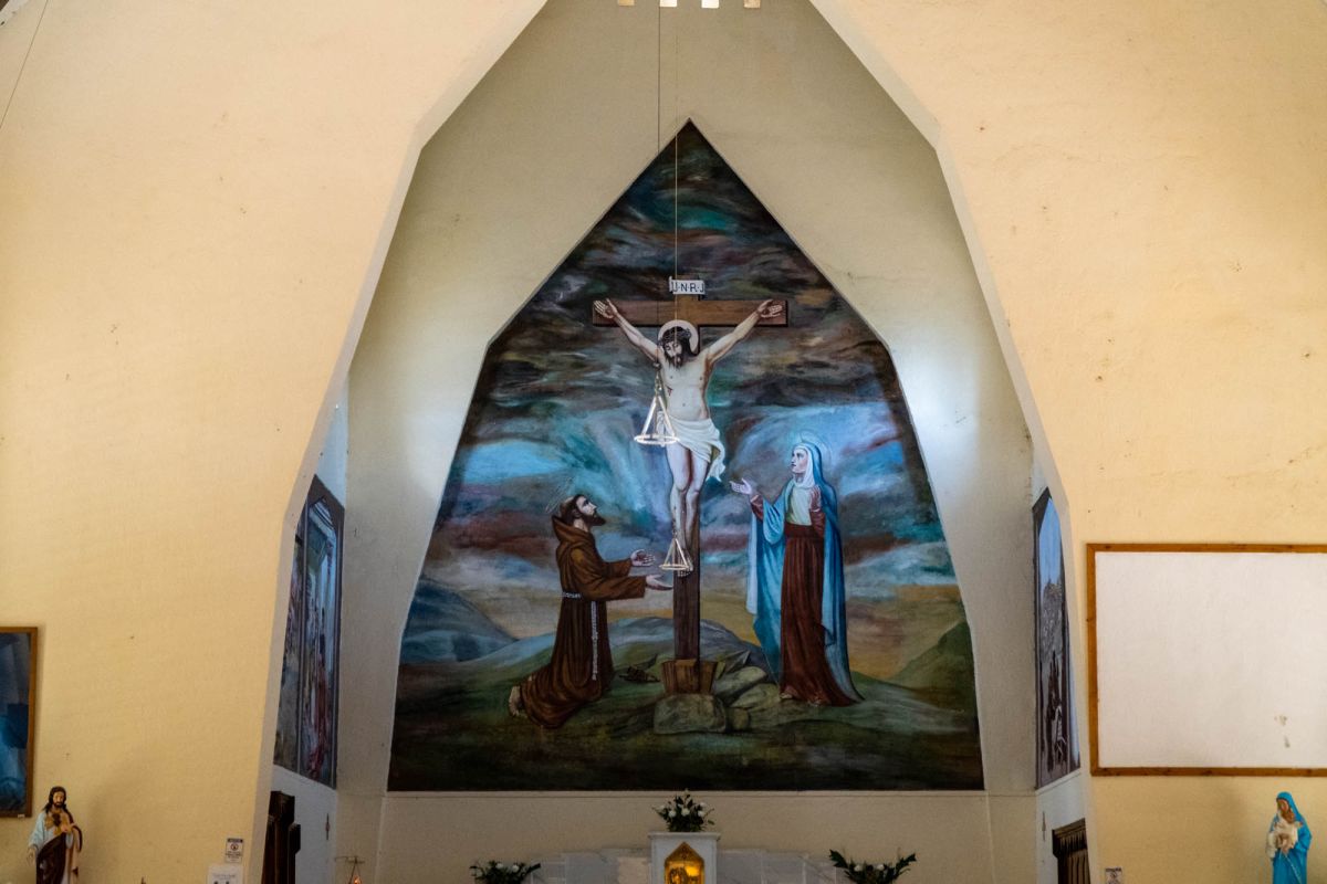 Церковь Святого Франциска Ассизского, Бэ-Лазар