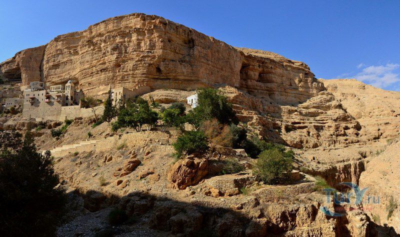 Ущелье Вади Кельт