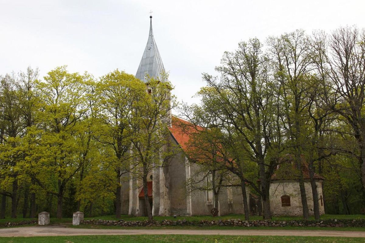 Церковь Карузе