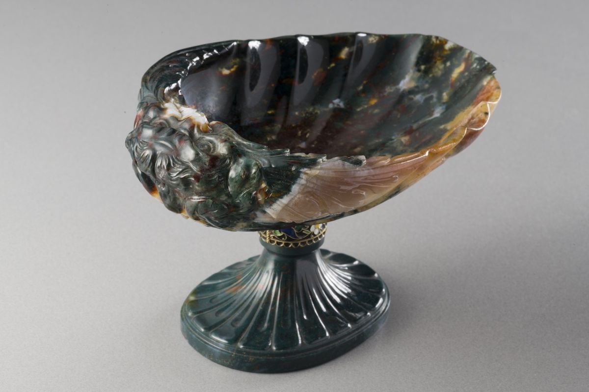 Выставка ИСКУССТВО, ЖИЗНЬ в музее декоративно-прикладного искусства