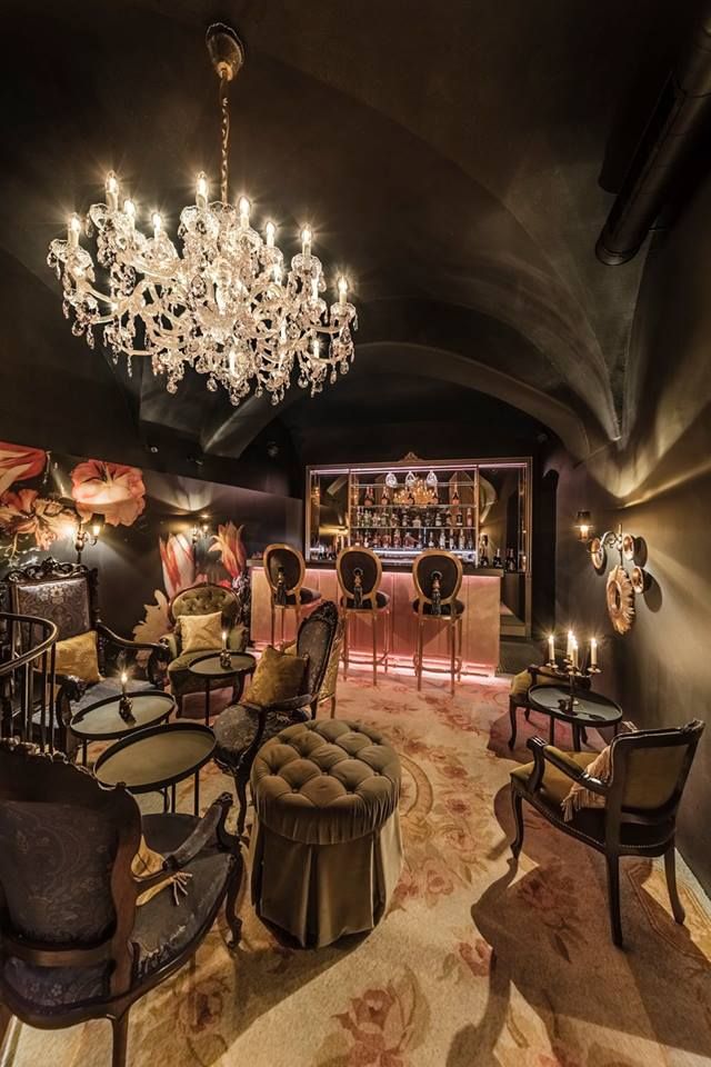 Le Valmont Club & Lounge