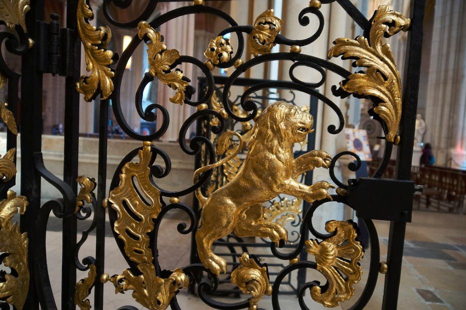 Кафедральный собор Сен-Жан (Собор Иоанна Крестителя)