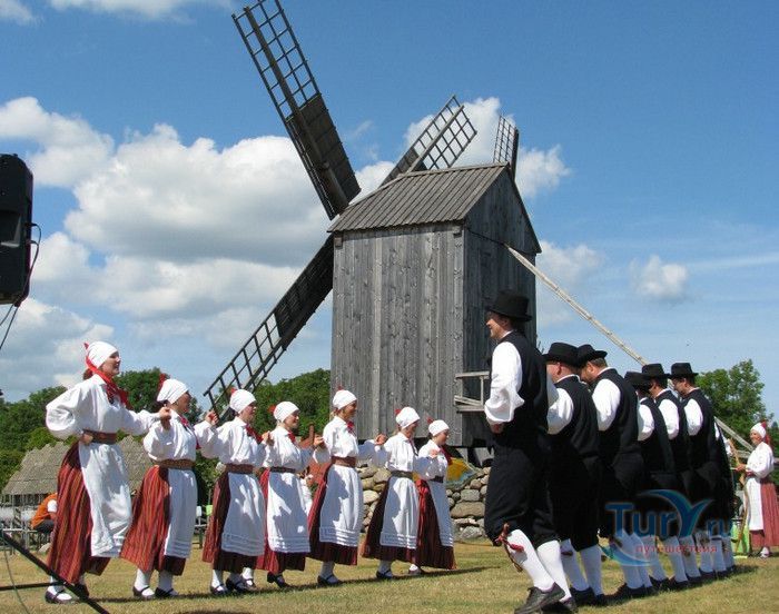 Холм с Ветряными Мельницами Англа