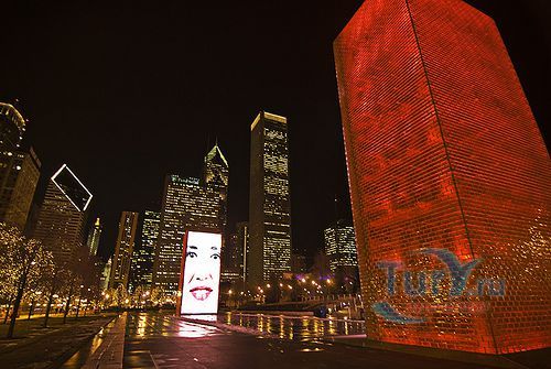 Фонтан Кроун