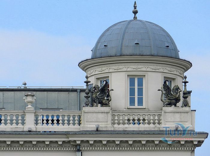 Дом под Грифами